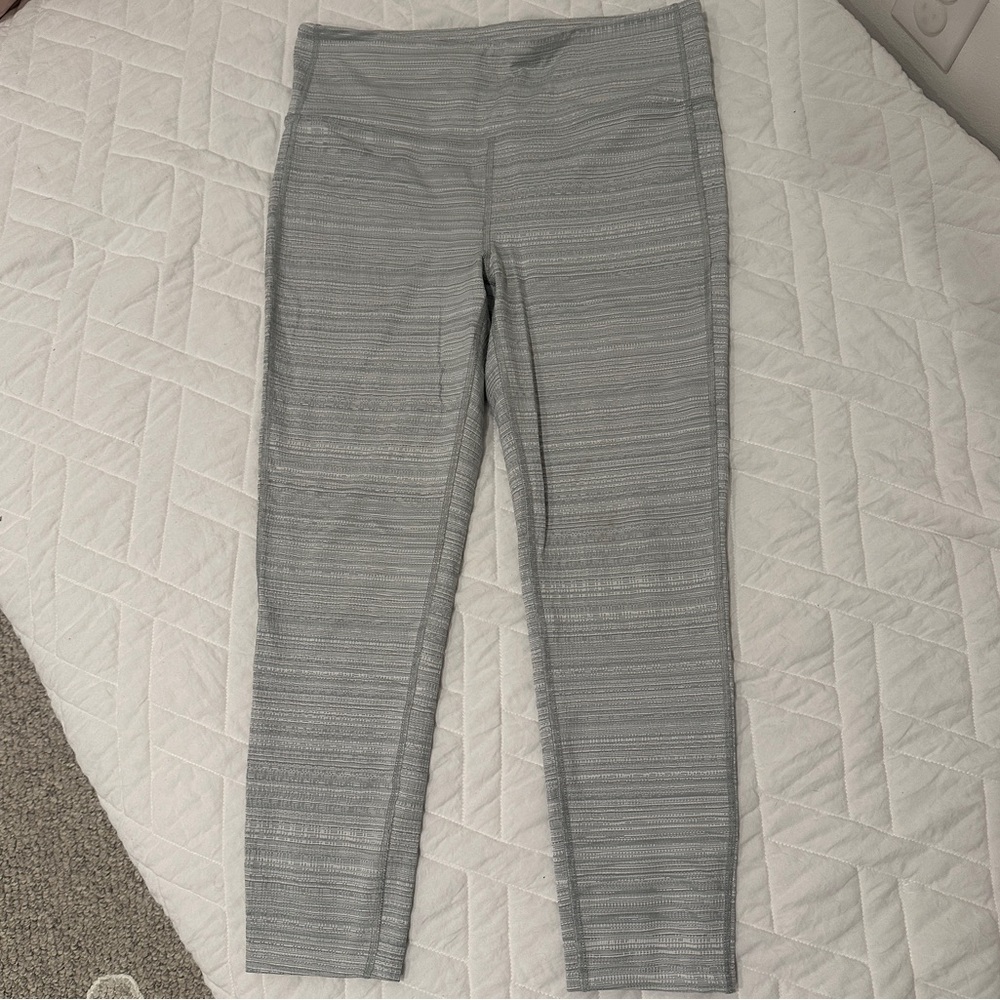 Athleta Jacquard Chaturanga 7/8 Ankle crop leggings